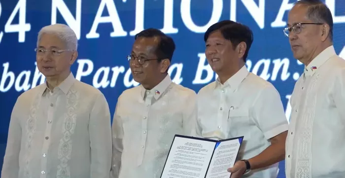 President Marcos and Secretaries of government agencies in the Philippines